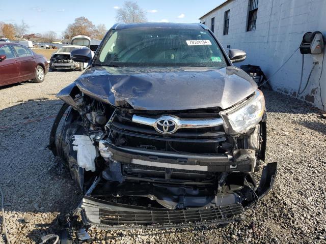 Photo 5 from auction – 2016 TOYOTA HIGHLANDER with VIN 5TDJKRFH4GS229031