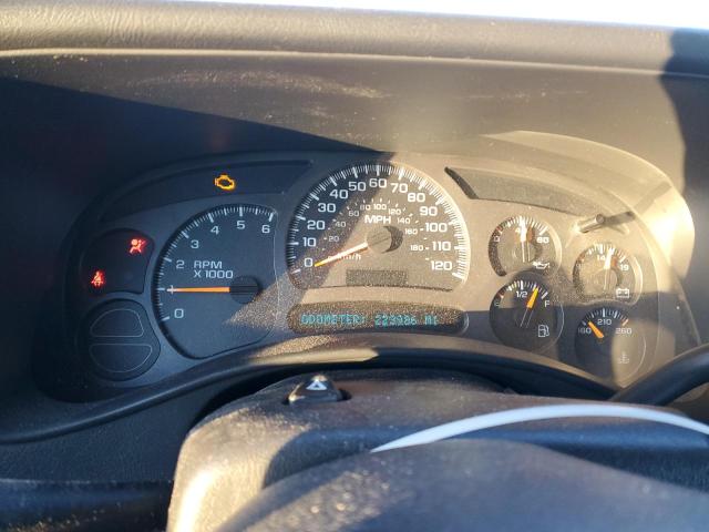 Photo 9 from auction – 2003 CHEVROLET SILVERADO with VIN 2GCEC19X631340698