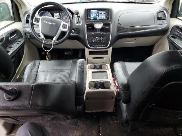 Photo 8 from auction – 2015 CHRYSLER TOWN & COU with VIN 2C4RC1CG2FR662030