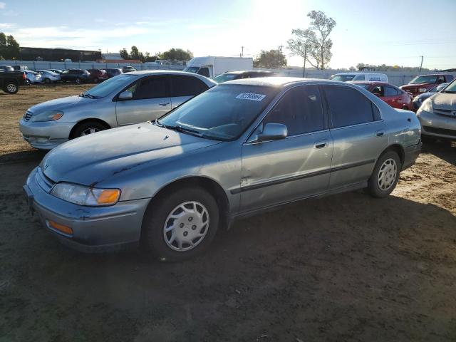 Photo 1 from auction – 1994 HONDA ACCORD LX with VIN JHMCD5532RC081661