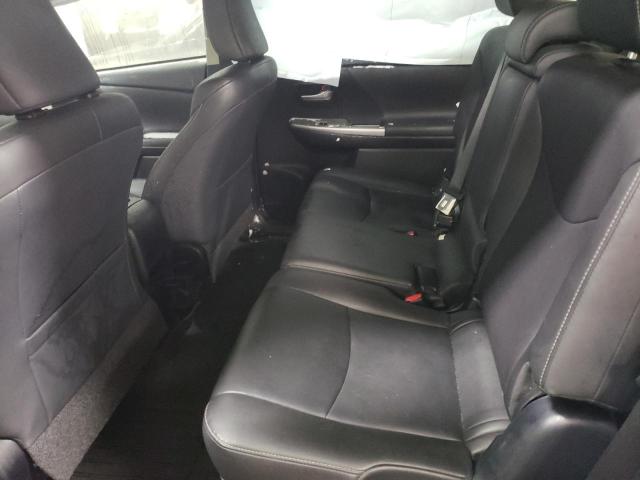 Photo 10 from auction – 2017 TOYOTA PRIUS V with VIN JTDZN3EU7HJ063673