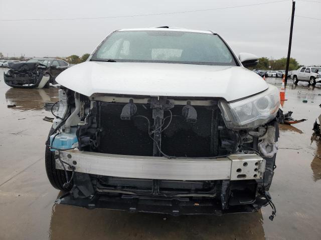 Photo 5 from auction – 2015 TOYOTA HIGHLANDER with VIN 5TDYKRFH5FS108165
