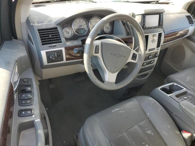 Photo 8 from auction – 2010 CHRYSLER TOWN & COU with VIN 2A4RR5DX6AR148821