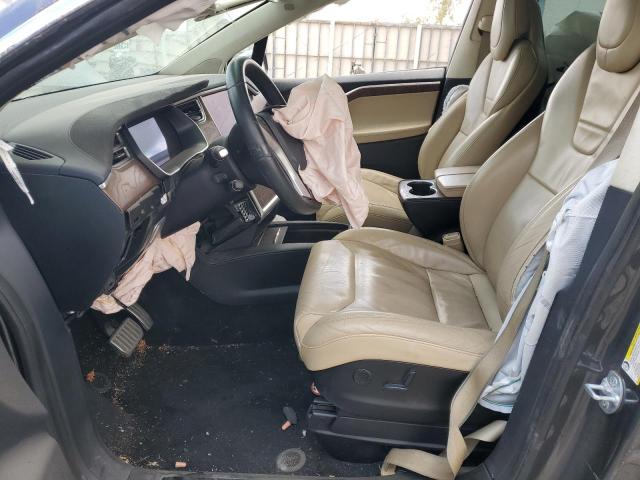 Photo 7 from auction – 2017 TESLA MODEL X with VIN 5YJXCDE24HF044720