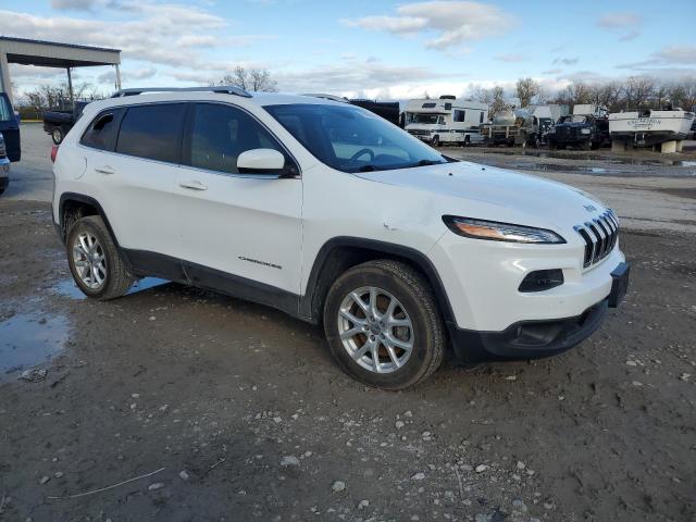 Photo 4 from auction – 2017 JEEP CHEROKEE L with VIN 1C4PJLCB1HD221668