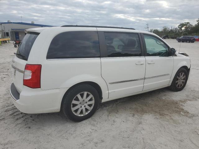 Photo 3 from auction – 2011 CHRYSLER TOWN & COU with VIN 2A4RR8DG1BR612326