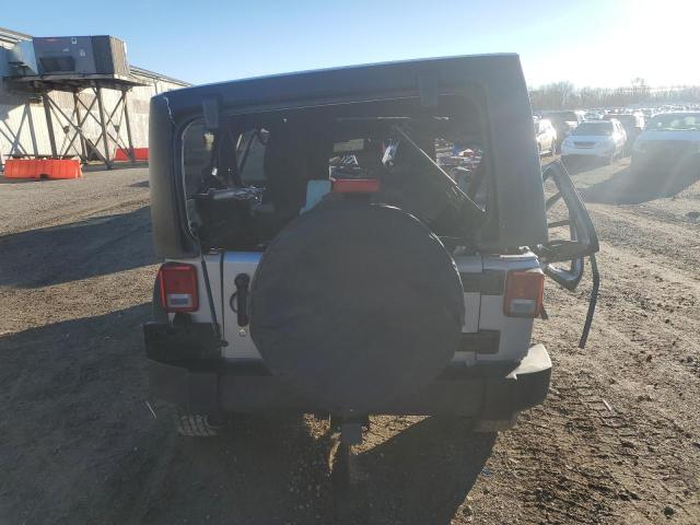 Photo 6 from auction – 2015 JEEP WRANGLER U with VIN 1C4BJWDG7FL551050