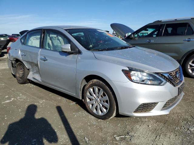 Photo 4 from auction – 2017 NISSAN SENTRA S with VIN 3N1AB7AP4HL643035
