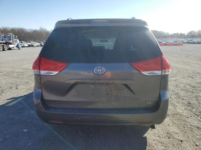 Photo 6 from auction – 2014 TOYOTA SIENNA LE with VIN 5TDKK3DC9ES460187