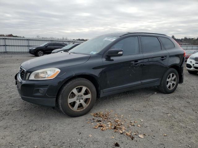 VOLVO XC60 3.2 2010 with VIN YV4982DL0A2076093 - Photo from auction