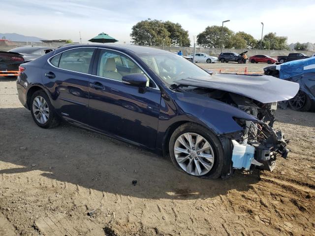 Photo 4 from auction – 2013 LEXUS ES 300H with VIN JTHBW1GG1D2013395