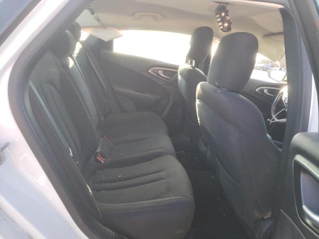 Photo 10 from auction – 2015 CHRYSLER 200 LIMITE with VIN 1C3CCCABXFN716359