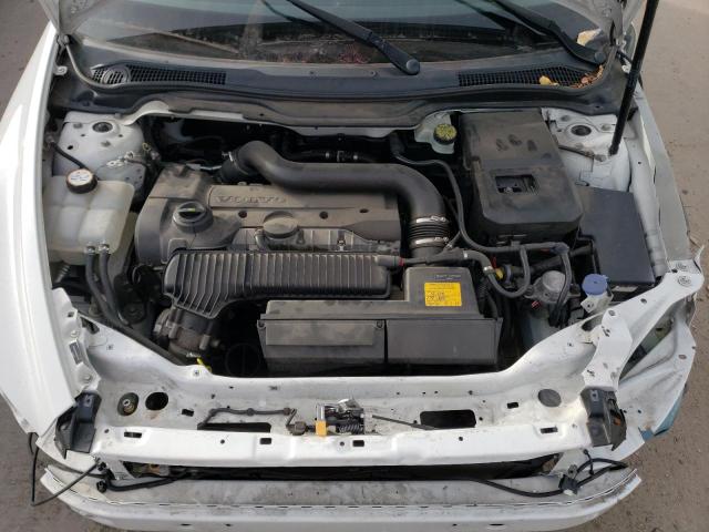Photo 11 from auction – 2011 VOLVO C30 T5 with VIN YV1672MK4B2247357