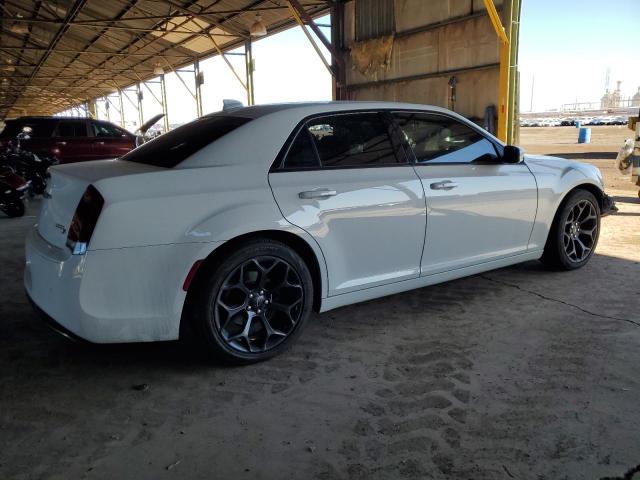 Photo 3 from auction – 2019 CHRYSLER 300 S with VIN 2C3CCABG1KH727302