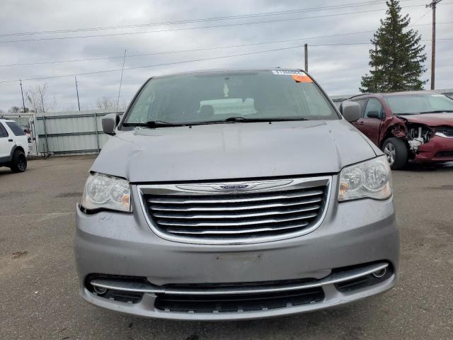 Photo 5 from auction – 2014 CHRYSLER TOWN & COU with VIN 2C4RC1BG2ER348667