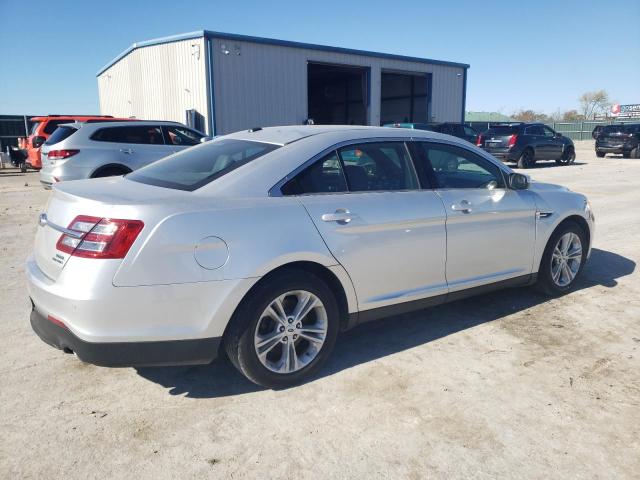 Photo 3 from auction – 2016 FORD TAURUS SEL with VIN 1FAHP2E8XGG126320