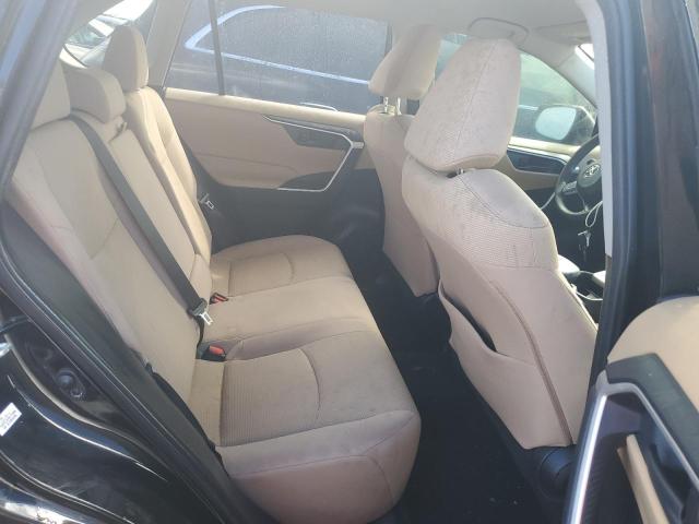 Photo 11 from auction – 2019 TOYOTA RAV4 LE with VIN JTMH1RFV9KD006558