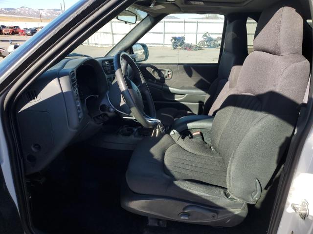 Photo 7 from auction – 2005 CHEVROLET BLAZER with VIN 1GNCT18X65K106659