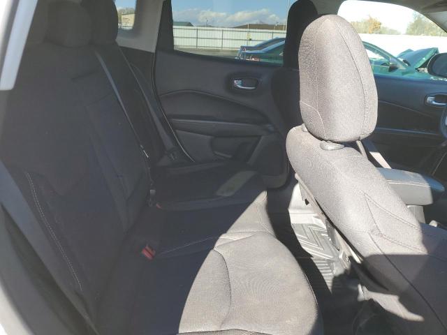 Photo 11 from auction – 2018 JEEP COMPASS SP with VIN 3C4NJDABXJT101772