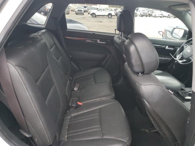 Photo 11 from auction – 2015 KIA SORENTO LX with VIN 5XYKT3A68FG659063
