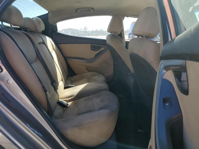 Photo 10 from auction – 2012 HYUNDAI ELANTRA GL with VIN 5NPDH4AE5CH090166