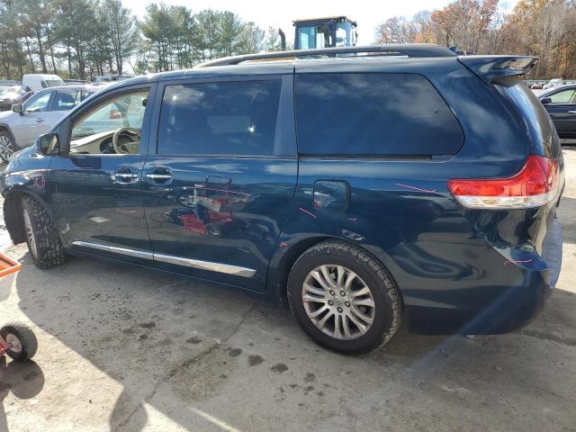 Photo 2 from auction – 2012 TOYOTA SIENNA XLE with VIN 5TDYK3DC2CS176696
