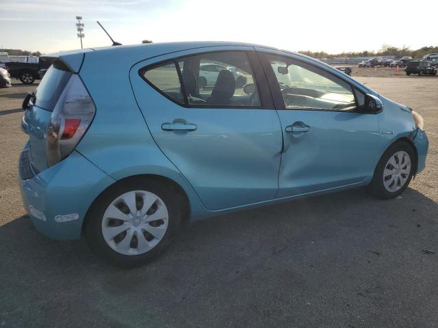 Photo 3 from auction – 2012 TOYOTA PRIUS C with VIN JTDKDTB38C1007797