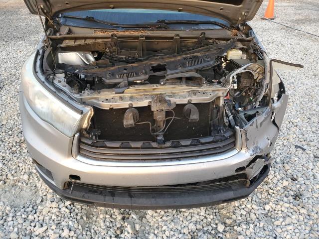 Photo 12 from auction – 2016 TOYOTA HIGHLANDER with VIN 5TDKKRFH6GS123300