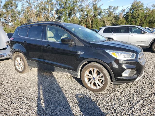 Photo 4 from auction – 2017 FORD ESCAPE SE with VIN 1FMCU0GD7HUD04999