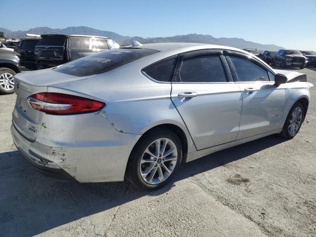 Photo 3 from auction – 2019 FORD FUSION SE with VIN 3FA6P0LU6KR261596