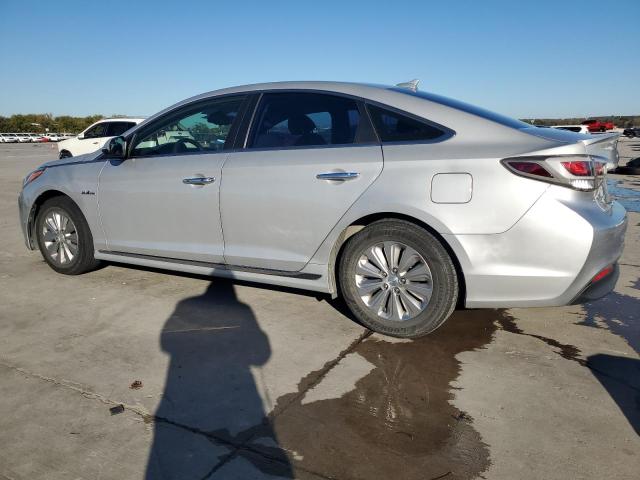 Photo 2 from auction – 2017 HYUNDAI SONATA HYB with VIN KMHE24L13HA046094