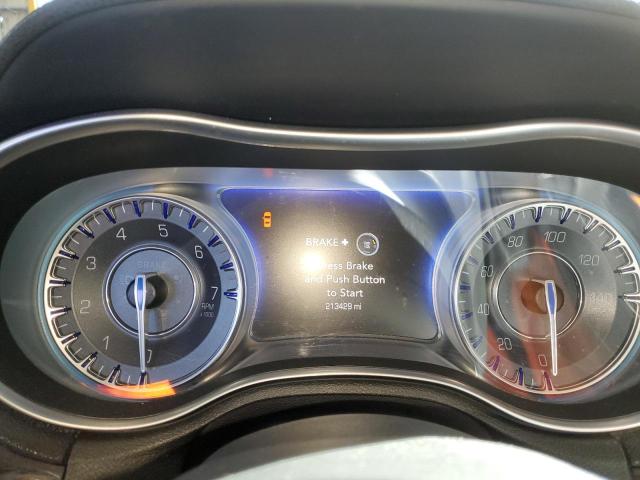 Photo 9 from auction – 2015 CHRYSLER 300 LIMITE with VIN 2C3CCAAG0FH867753