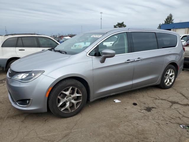CHRYSLER PACIFICA T 2018 with VIN 2C4RC1FG7JR125870 - Photo from auction