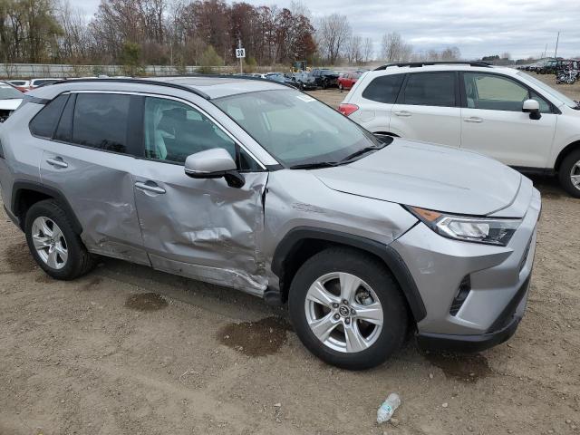 Photo 4 from auction – 2021 TOYOTA RAV4 XLE with VIN 2T3P1RFV8MC164831
