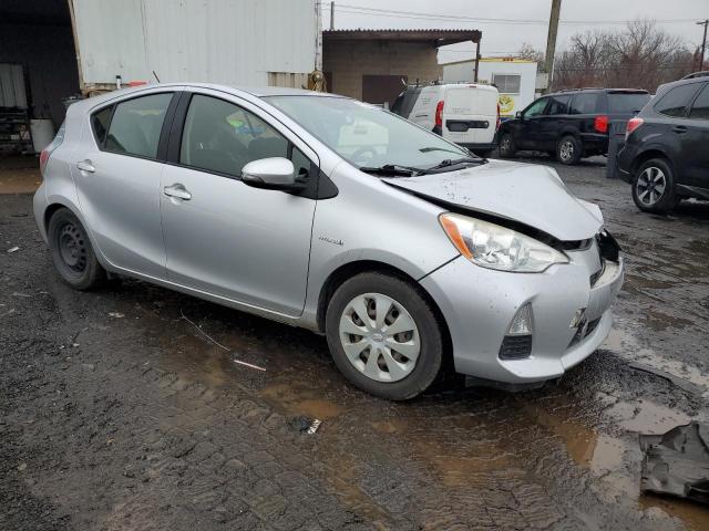 Photo 4 from auction – 2012 TOYOTA PRIUS C with VIN JTDKDTB34C1522554