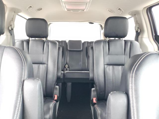 Photo 10 from auction – 2013 CHRYSLER TOWN & COU with VIN 2C4RC1BG0DR774338