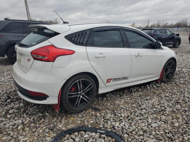 Zdjęcie 3 z aukcji – 2016 FORD FOCUS ST z VIN 1FADP3L9XGL224464