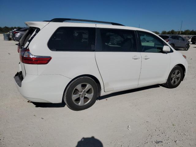 Photo 3 from auction – 2016 TOYOTA SIENNA LE with VIN 5TDKK3DC5GS698489
