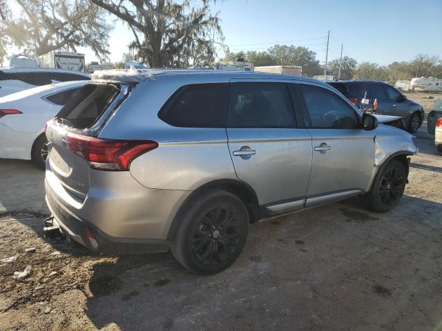 Photo 3 from auction – 2018 MITSUBISHI OUTLANDER with VIN JA4AD2A39JJ003501