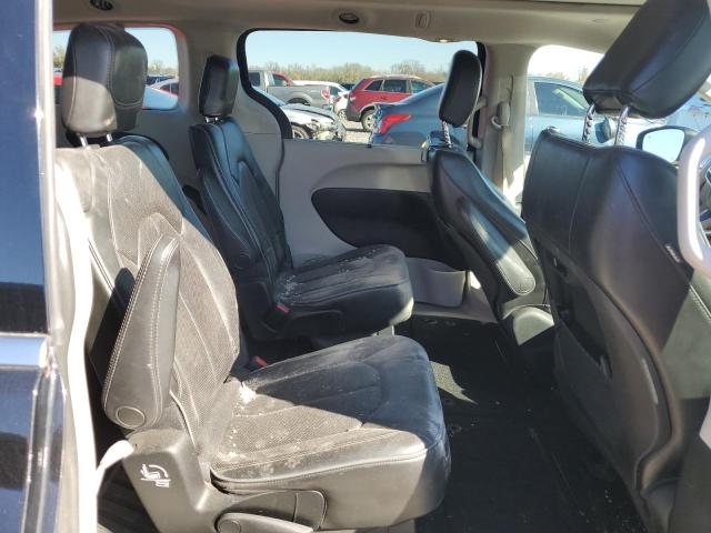 Photo 11 from auction – 2019 CHRYSLER PACIFICA L with VIN 2C4RC1GG0KR574307