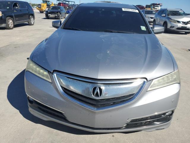 Photo 5 from auction – 2015 ACURA TLX ADVANC with VIN 19UUB3F72FA009627