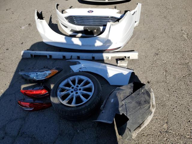 Photo 12 from auction – 2017 FORD FUSION SE with VIN 3FA6P0HD2HR277487