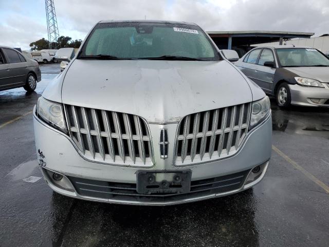 Photo 5 from auction – 2012 LINCOLN MKT with VIN 2LMHJ5AT2CBL54630