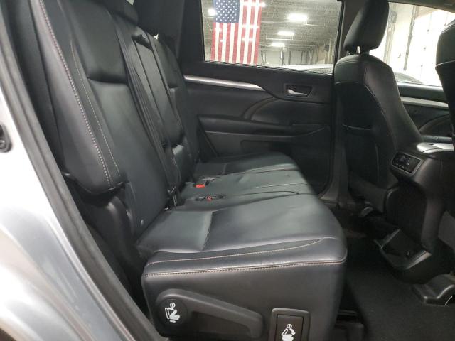 Photo 11 from auction – 2014 TOYOTA HIGHLANDER with VIN 5TDJKRFHXES067919