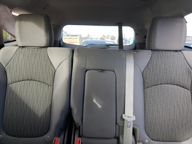 Photo 10 from auction – 2015 CHEVROLET TRAVERSE L with VIN 1GNKRFKD4FJ340392