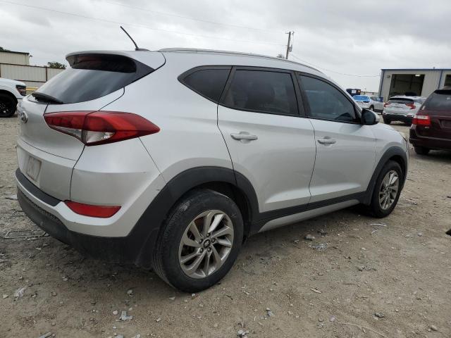 Photo 3 from auction – 2017 HYUNDAI TUCSON LIM with VIN KM8J33A43HU327491