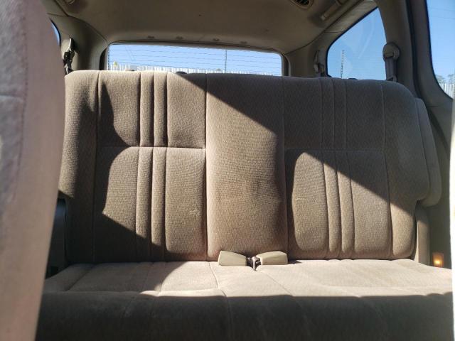 Photo 10 from auction – 2002 TOYOTA SIENNA CE with VIN 4T3ZF19CX2U458085