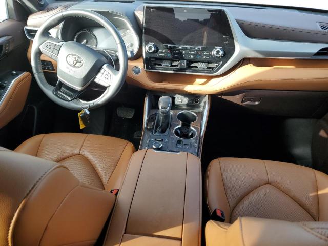 Photo 8 from auction – 2022 TOYOTA HIGHLANDER with VIN 5TDFZRBH7NS184087