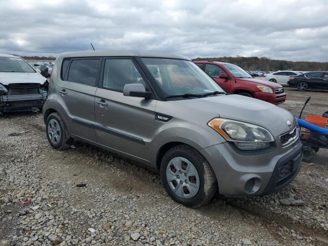 Photo 4 from auction – 2013 KIA SOUL with VIN KNDJT2A55D7610037