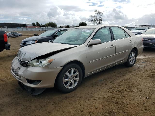 TOYOTA CAMRY LE 2005 with VIN 4T1BF30K65U600348 - Photo from auction